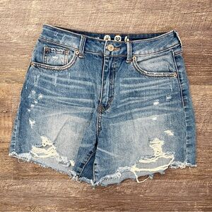 Rewash light wash distressed denim jean cut off shorts size 26 B164